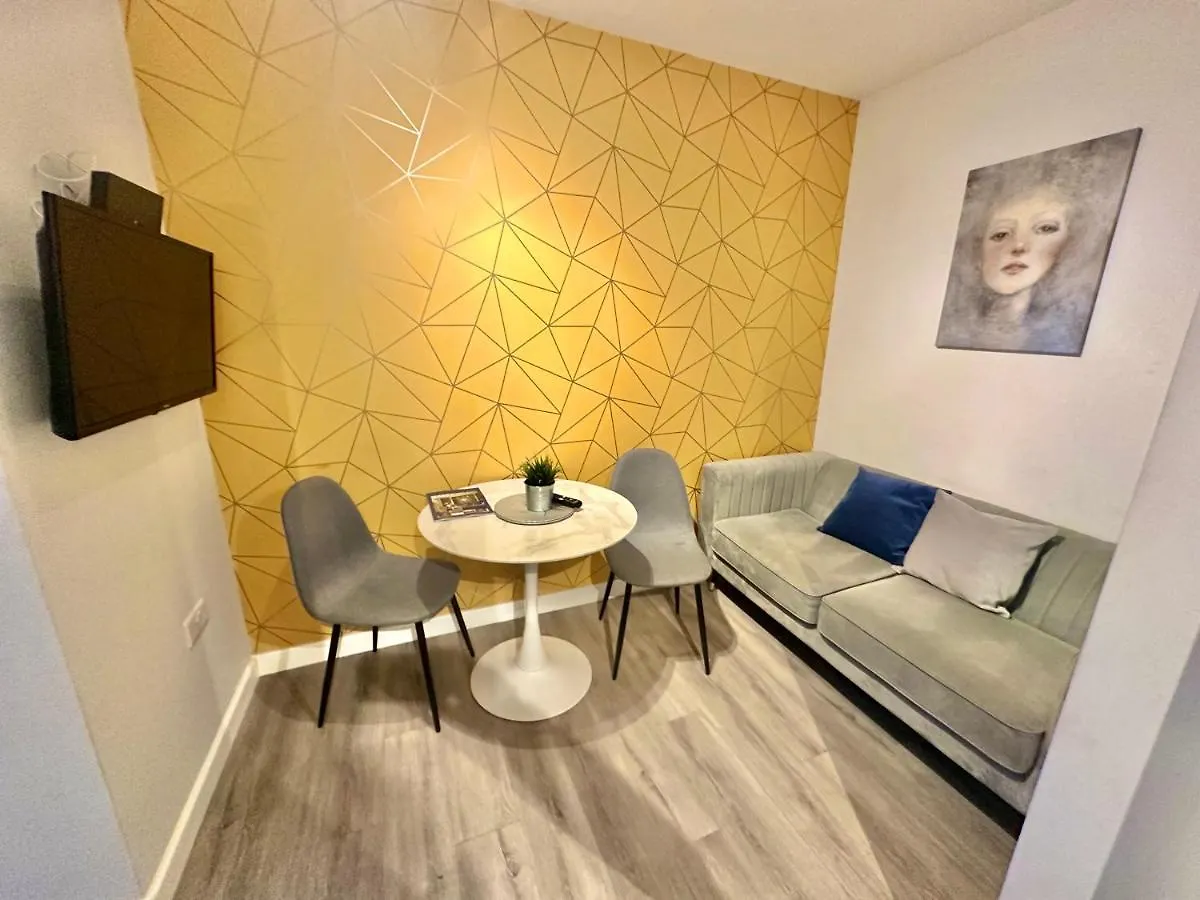 Urban Retreat - Close To Town And Beach Bournemouth